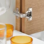 Комплект петли CLIP top BLUMOTION петля под ФАЛЬШПАНЕЛЬ 95°, CLIP ответная планка, крест., 3 мм, на саморезы