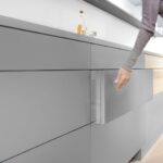 Комплект направляющих TANDEM с TIP-ON полного выдвижения, 30 кг, Глубина 300мм.