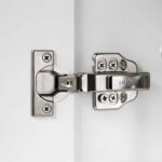 Петля с 3D регулировкой, двухсекционный шарнир, 105 град. Вкладная